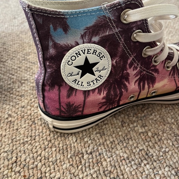 Converse Chuck Taylor All Star High Tops Palm Tree Print Men 5.5/Women 7.5 - Picture 5 of 7